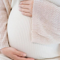其中，晶科能😧🛁源股价在🎉9️⃣上海添丁助孕消息传出🇮🇹上海添丁助孕